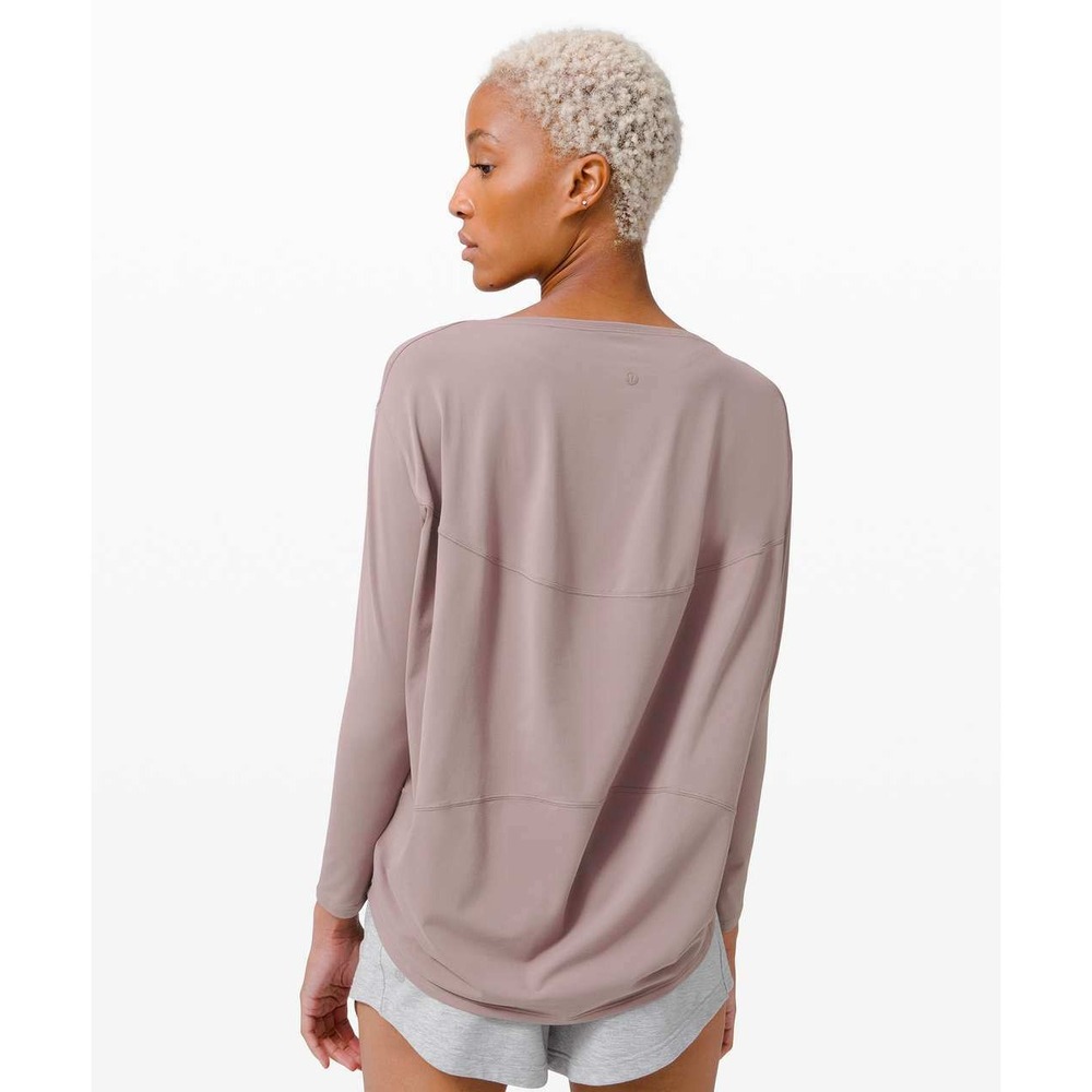 Lululemon Womens Back in Action Long Sleeve Boatneck Top Mauve Purple